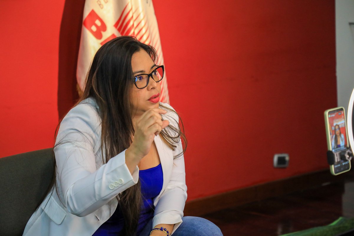 Banavihaldia's tweet photo. #BanavihInforma📰||Este miércoles se desarrolló el #InstagramLive con el objetivo de atender e informar a los usuarios y usuarias cómo cancelar las cuotas del crédito hipotecario ante la institución.
Asimismo, cómo verificar la autenticidad del Certificado de Finiquito. https://t.co/Dm6A1Cnef5