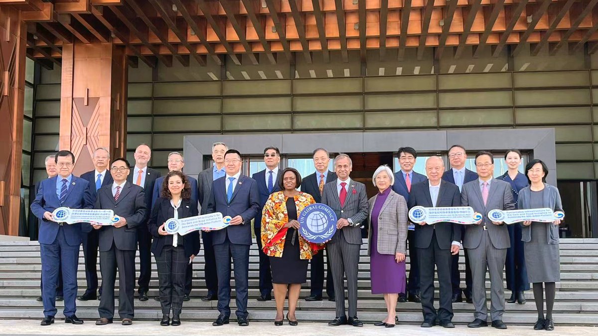 <a href="/UNOSSC/">UNOSSC</a> Director <a href="/DimaAlKhatib1/">Dima Al-Khatib</a> joined a <a href="/UNGC_China/">UN Global Compact China Office</a> event in #Beijing 🇨🇳 alongside over 150 high-level representatives to discuss implementation of key deliverables of the Belt and Road Initiative (#BRI) for the #SDGs Action Platform.