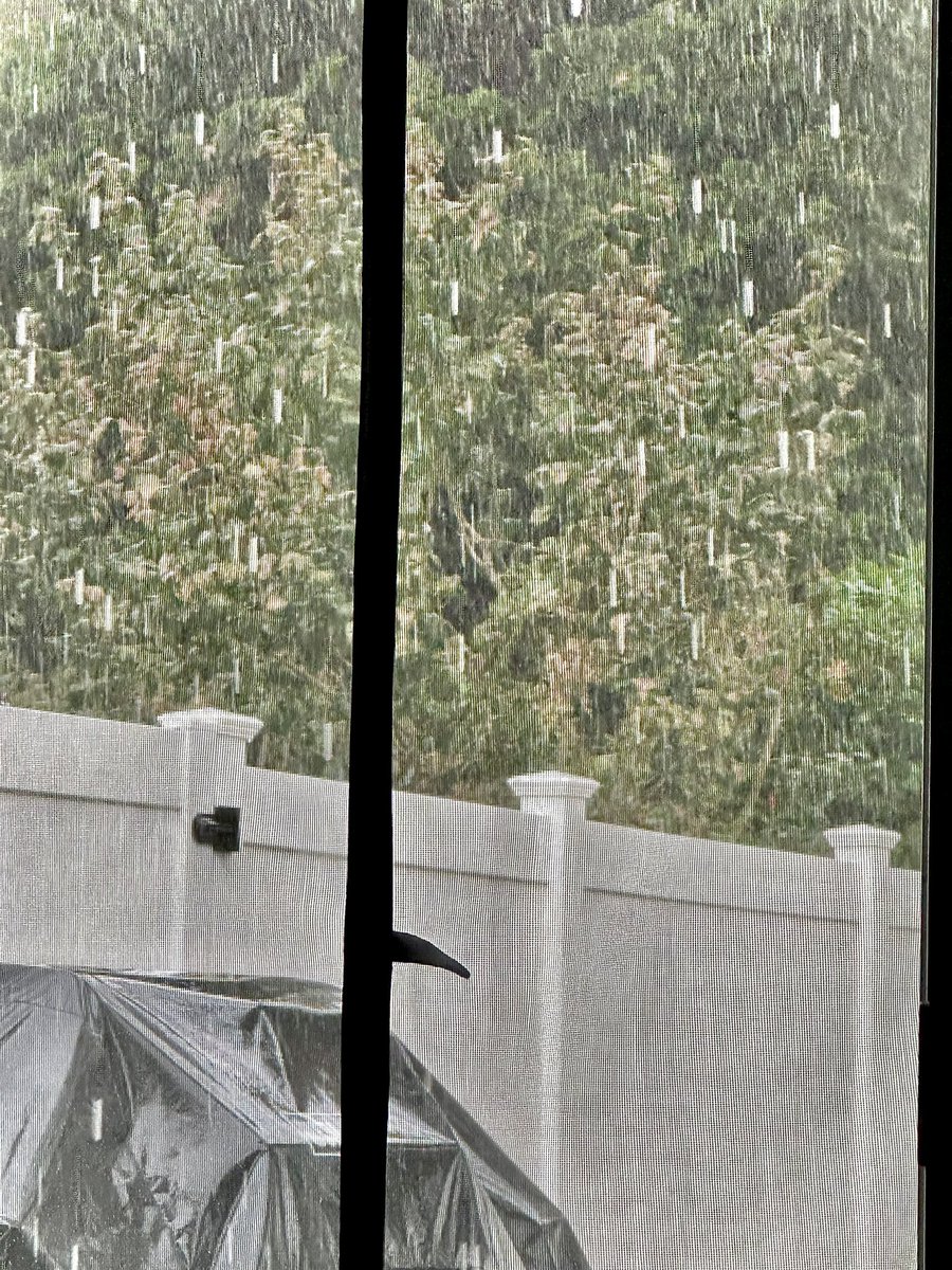 kevinjohnkelley's tweet photo. @MattNBCBoston it’s raining heavy here in Falmouth for 15mins. Looks like it will pass though. https://t.co/BLo8XSvBFt