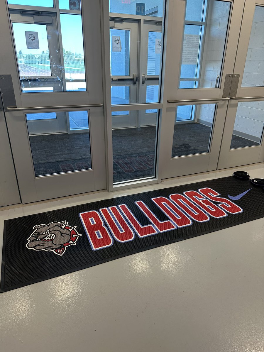 Coach_E_Cano's tweet photo. Branding the Bulldog across campus!! Thanks @CoachRGray and @BSNSPORTS #DawgMentality https://t.co/SNPMS9Oxe3