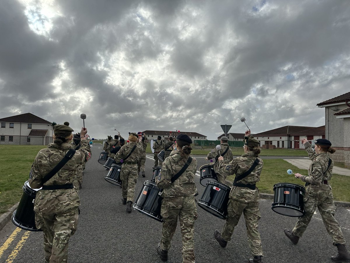 BWACFDrummy's tweet photo. Another busy day in the land of Piping and drumming… tenor drummers out on drums during the day (some for the first time ever!) then a @BWACF band practice in prep for the competition. Sounding good! @ArmyCadetsHQ @ArmyCadetsUK @ArmyCadetsMusic @ArmyCadetsScot https://t.co/EYDhHYGHTa