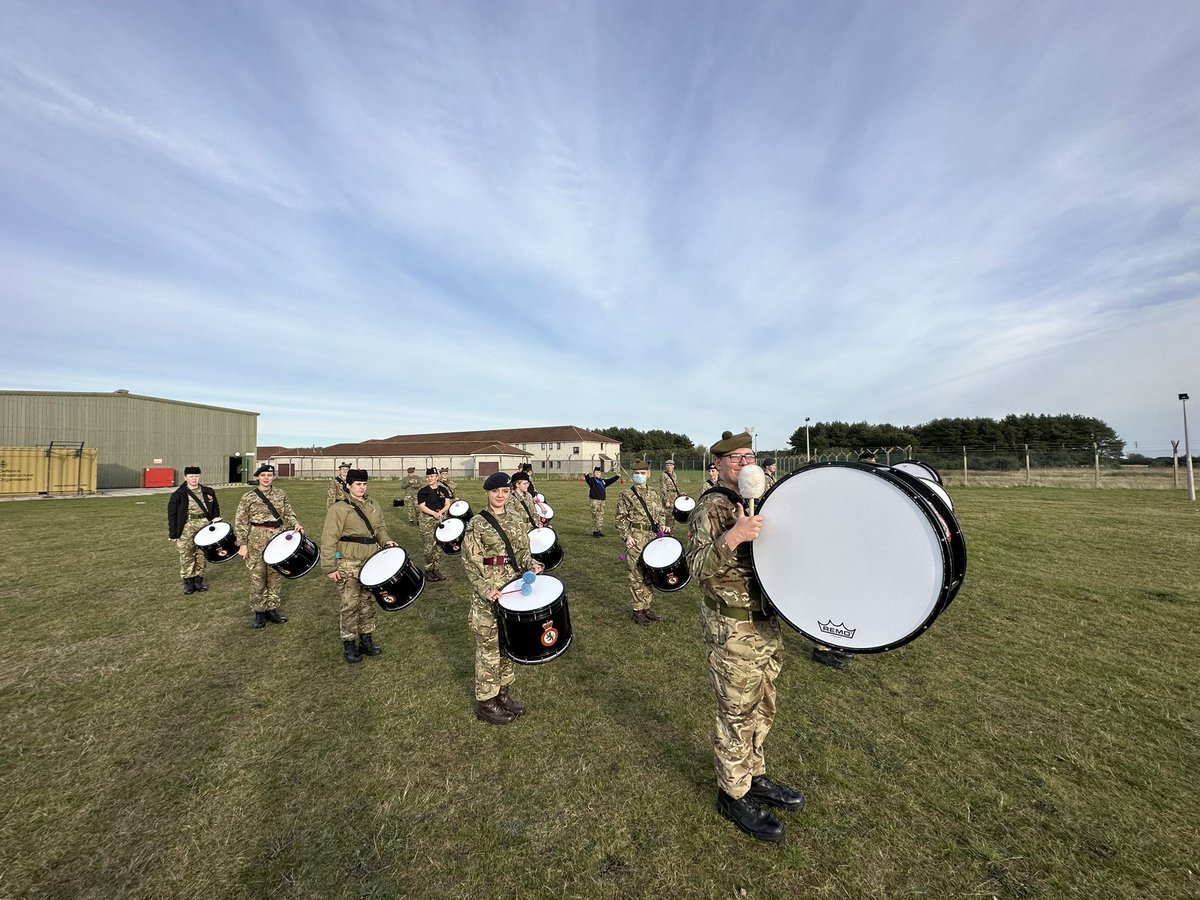 BWACFDrummy's tweet photo. Another busy day in the land of Piping and drumming… tenor drummers out on drums during the day (some for the first time ever!) then a @BWACF band practice in prep for the competition. Sounding good! @ArmyCadetsHQ @ArmyCadetsUK @ArmyCadetsMusic @ArmyCadetsScot https://t.co/EYDhHYGHTa