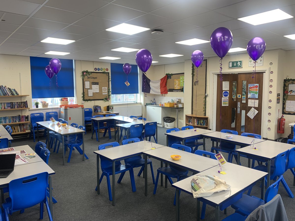 Erica Smith tweet media