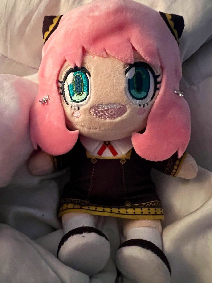 Claire Silver 🌸 tweet media