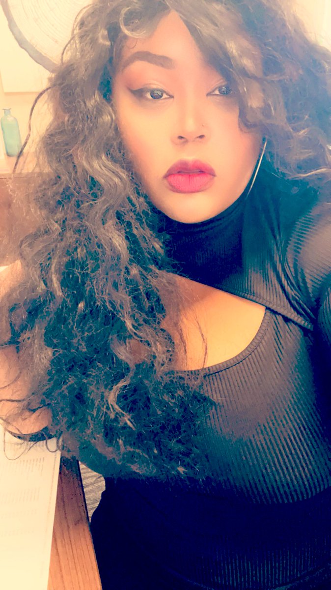 KimberlyCoady's tweet photo. #beautiful #makeup #selfcare #selfie #lipstick https://t.co/WfyZOrcByc