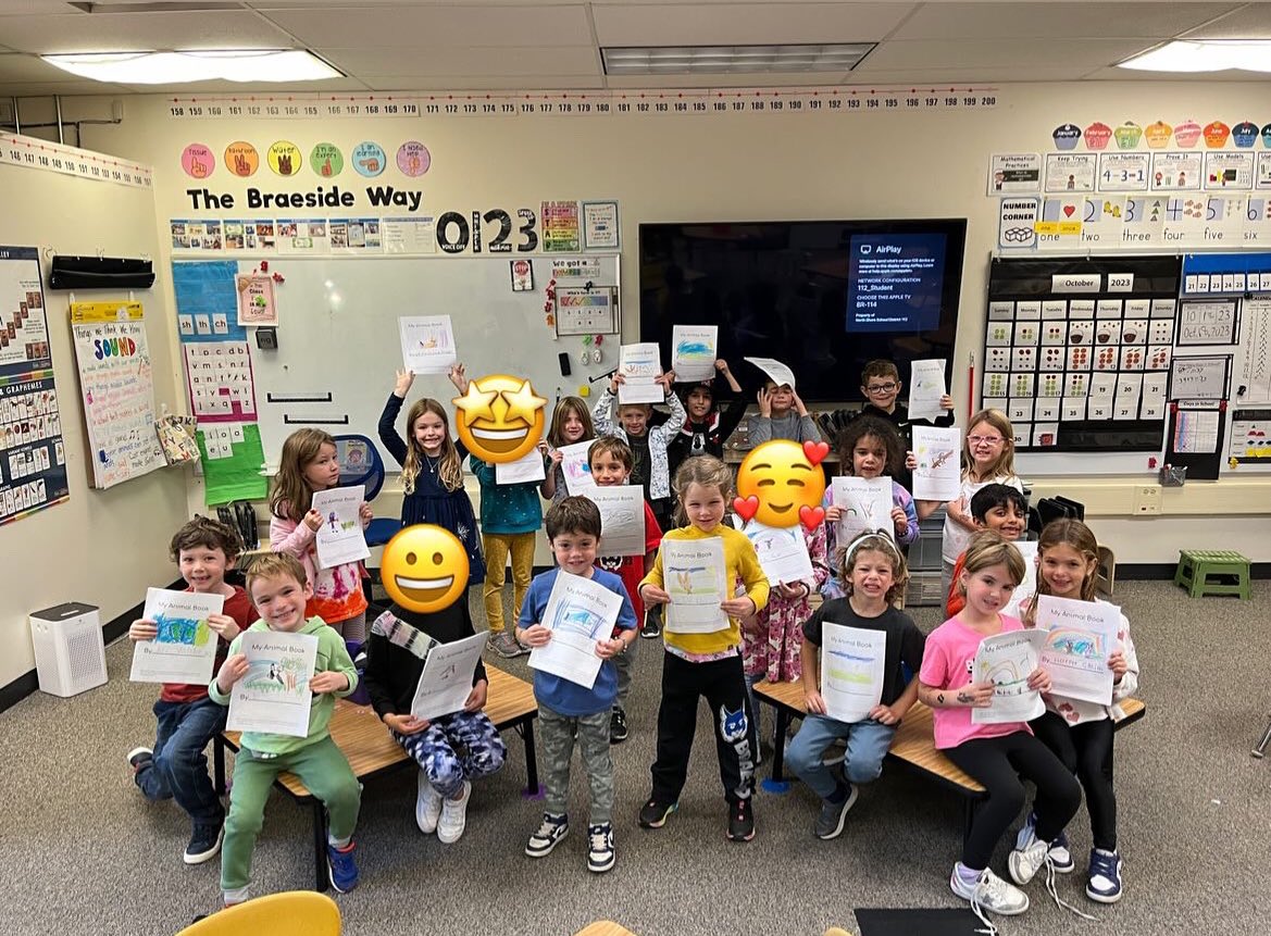 We are authors!  Students practiced writing questions and answers about animals.  <a href="/BraesideSch112/">Braeside Elementary School</a> #d112teachers #112Leads
