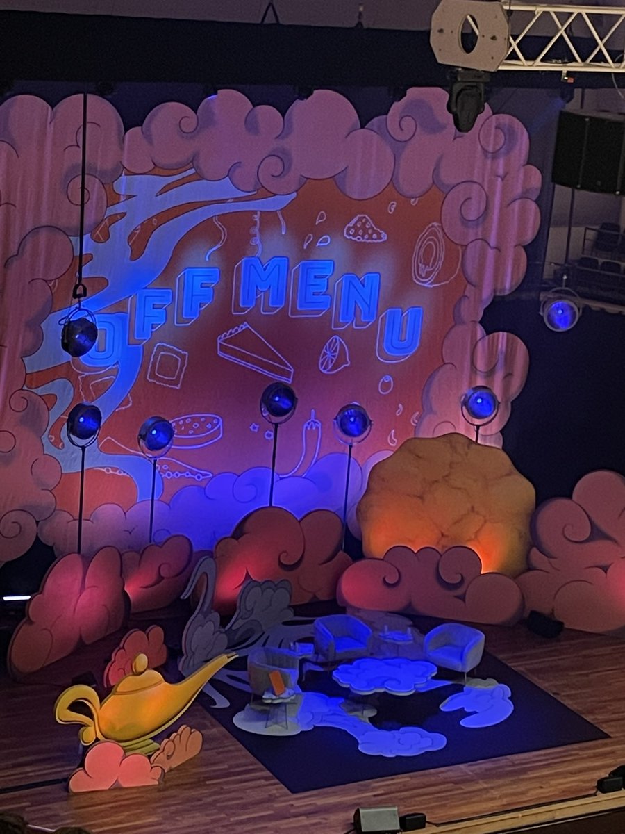 iamzavagno's tweet image. The chairs are out…

Bring on the Campbell!

#OffMenuLive #OffMenu #OffMenuPodcast