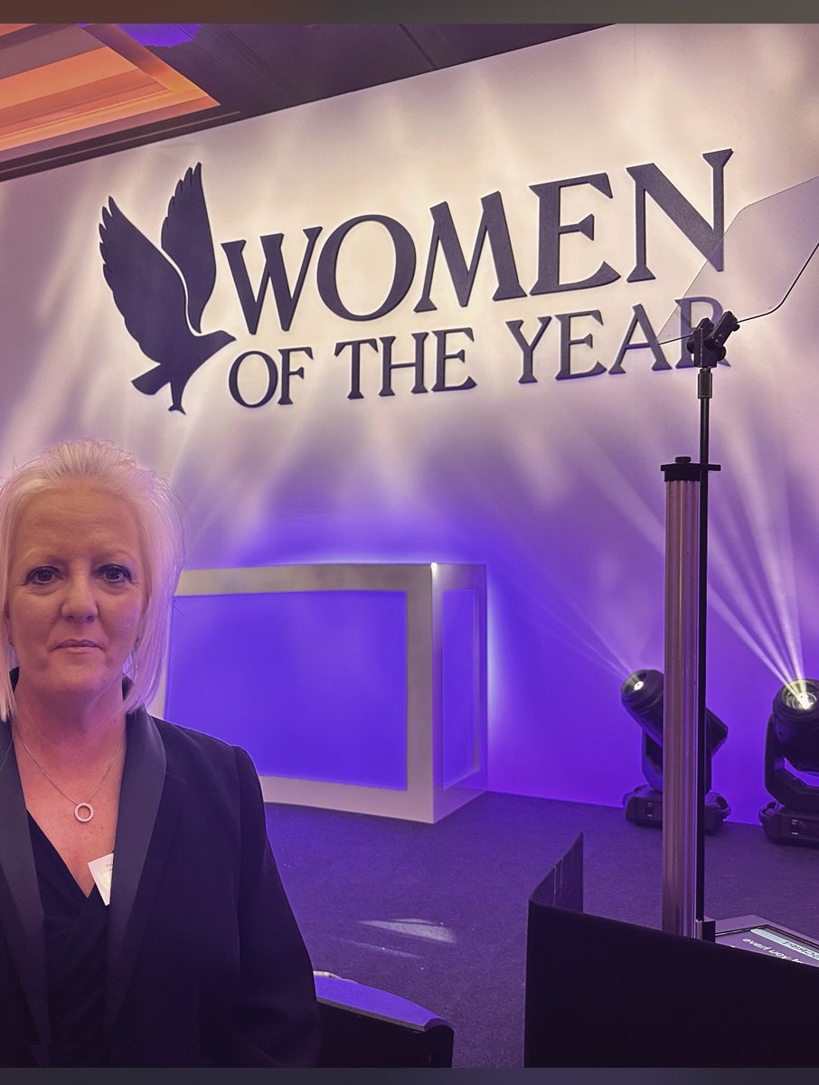 Helen Phillips tweet media