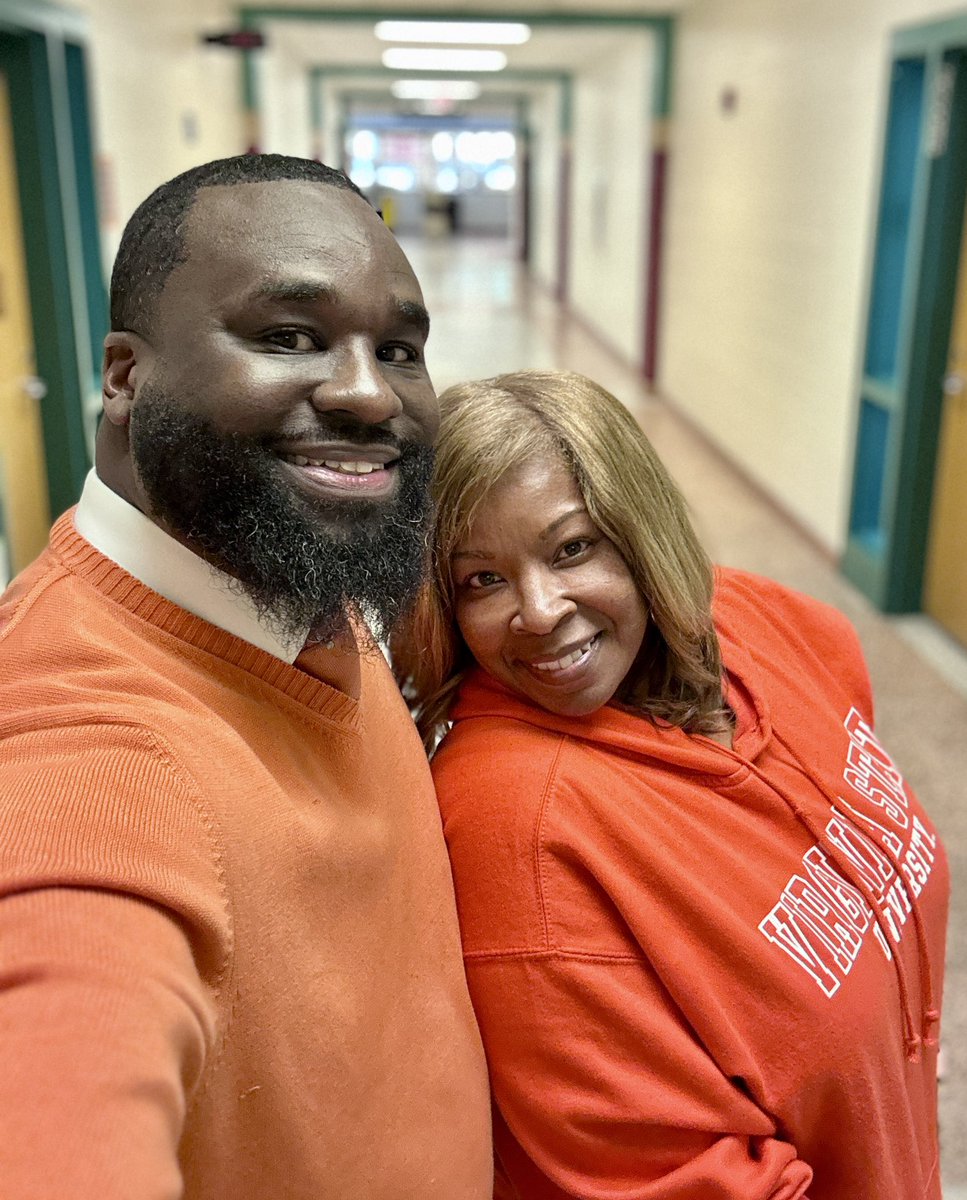 KFMS_Green's tweet photo. #UnityDayChallenge2023🧡 #KFMSJaguars #SixthGradeTeam #BeAHeroNotABully #BuildingTheBestSPS https://t.co/MXNbyEHxei