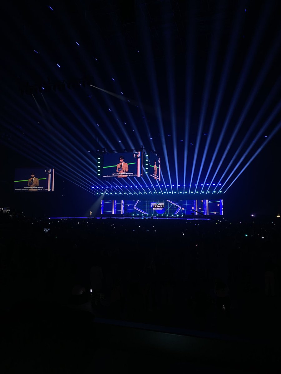 wyyoungz's tweet photo. had the absolute best time!
had to travel all the way to Paris from the Netherlands but it was worth it.
was able to see taemin who Iβve admired for years and saw my faves zb1 and ateezπ«Άπ»
lineup was so good (and mc sung hanbin was the best)
#MCOUNTDOWNINFRANCE #MCDREVIEW https://t.co/n3a3OfBhfp