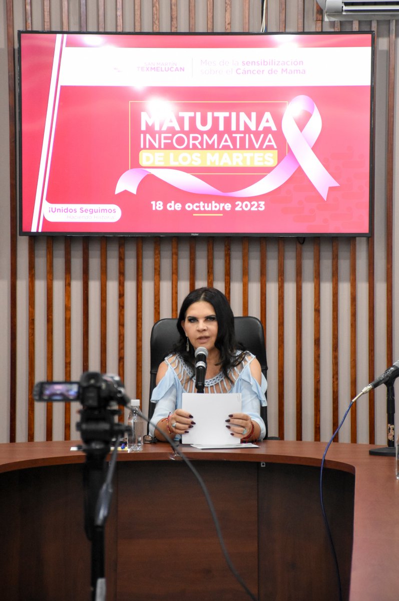 NormaLayon's tweet photo. En #MatutinaInformativa dimos a conocer que hoy se tendrá una reunión con locatarios del mercado para dar inicio con los trabajos de remodelación.

Además, informamos sobre las actividades para la decimoprimera edición de las celebraciones de la vida y la muerte 🎃🏵

#Texmelucan https://t.co/mTjlrqJvfo