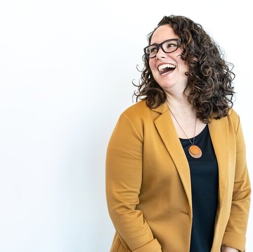 CrowdRiff (@crowdriff) on Twitter photo Sooo, who's headed to <a href="/eTourismSummit/">eTourismSummit</a> in San Francisco next month? 🙋🏻♀️ Our VP of Sales & Customer Success Cara Sanna will be there and would love to connect with you about how we help level up your marketing visuals! Learn more here: etourismsummit.com/connect/ Sooo, who's headed to <a href="/eTourismSummit/">eTourismSummit</a> in San Francisco next month? 🙋🏻♀️ Our VP of Sales & Customer Success Cara Sanna will be there and would love to connect with you about how we help level up your marketing visuals! Learn more here: etourismsummit.com/connect/