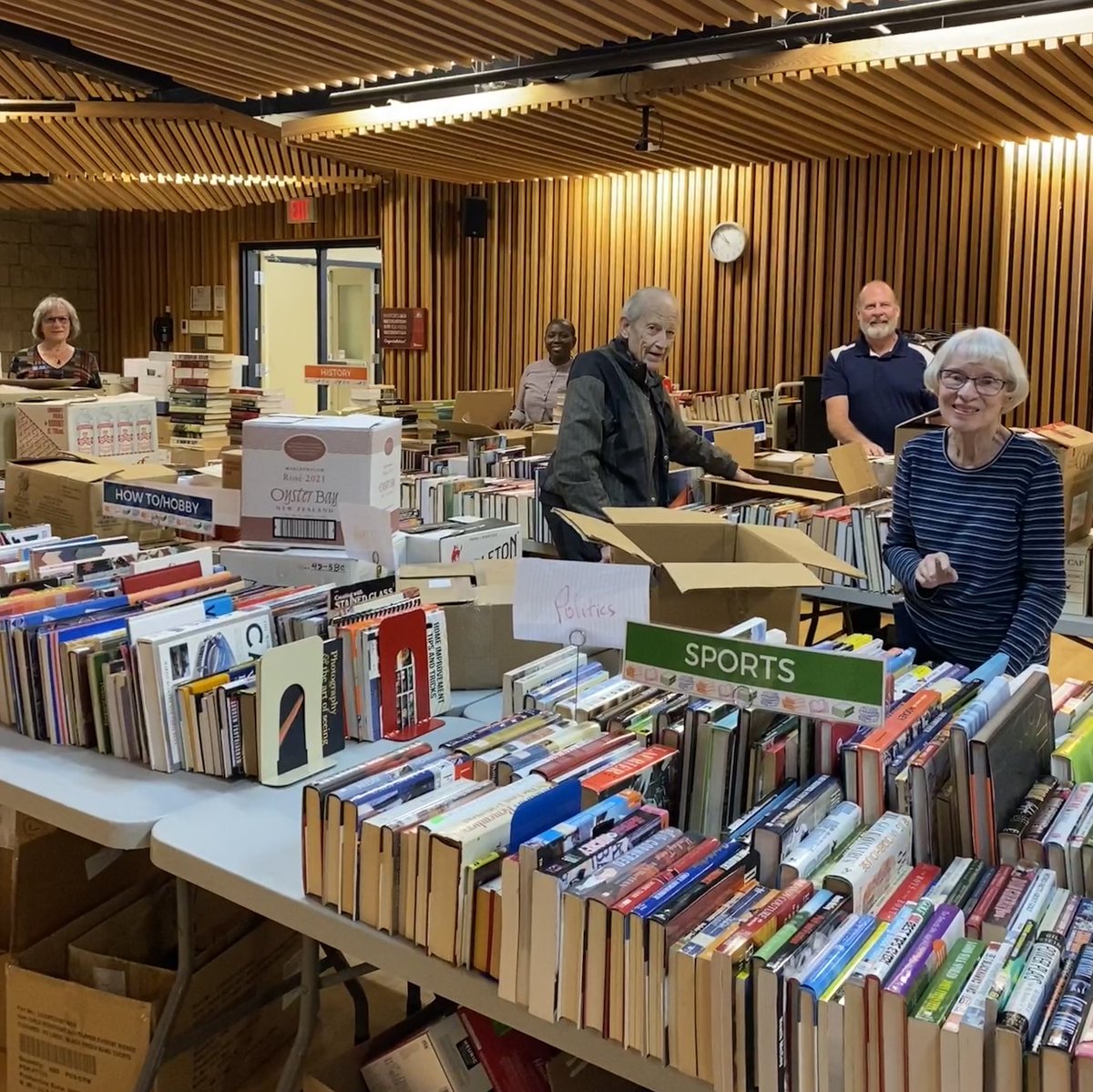 rdpl's tweet photo. Our Friends of RDPL Fall Book Sale kicks off today! Tonight, the sale is on from 4 p.m. - 7:30 p.m. for Friends Members only (but you can buy your Friends membership at the door if you want to get in on the preview sale – $10 individual, $20 family!).
📚Public Sale hours below! https://t.co/Qg92oJY9ij