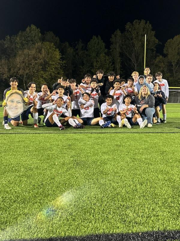Carson Soccer (@carson_cougars) on Twitter photo Carson defeats Concord 3-1 in a barn burner! Awesome play all around between both teams! Jeffrey Moreno (2) and Diego Campuzano with the goals. #Believe #WeAreCarson <a href="/mikelondonpost3/">mike london</a> <a href="/RSSNCAthletics/">Rowan-Salisbury Schools Athletics</a> <a href="/CarsonAthletics/">Jesse C. Carson High School Athletics</a> Carson defeats Concord 3-1 in a barn burner! Awesome play all around between both teams! Jeffrey Moreno (2) and Diego Campuzano with the goals. #Believe #WeAreCarson <a href="/mikelondonpost3/">mike london</a> <a href="/RSSNCAthletics/">Rowan-Salisbury Schools Athletics</a> <a href="/CarsonAthletics/">Jesse C. Carson High School Athletics</a>