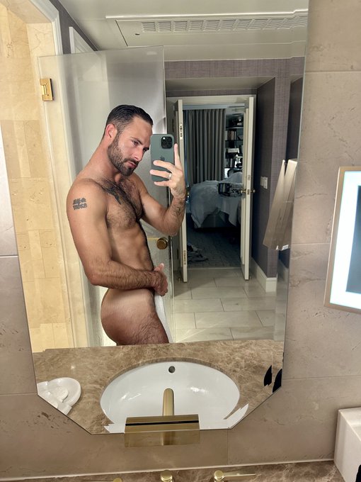 Cheeky https://t.co/1KkWbR40Vn