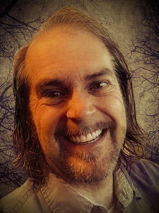 Post your best Halloween styled selfie!   This one of me courtesy of @messenger4385 https://t.co/AFE<a href="/tag/happy4thjuly"class="tags"><span>#happy4thjuly</span></a>