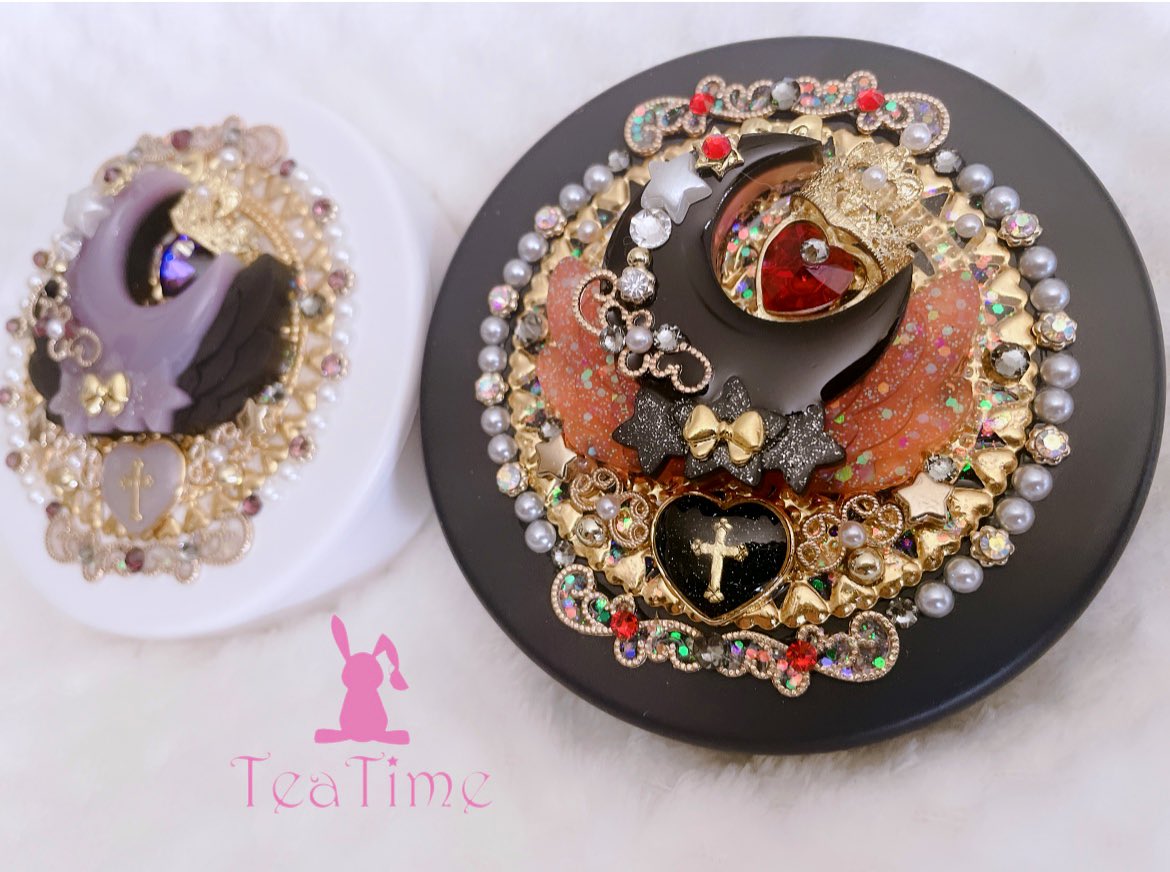 teatimexxkaren's tweet photo. （๑°꒵°๑）
コンパクトミラー💎💍✨️
全色できましたぁぁぁぁ♡♡
パシャリΣp📷ω･´)

#ハンドメイド
#ハンドメイド好きさんと繋がりたい 
#レジン 
#レジン好きな方と繋がりたい
#ゆめかわ
#デザフェス58 https://t.co/EIPfgDx16W