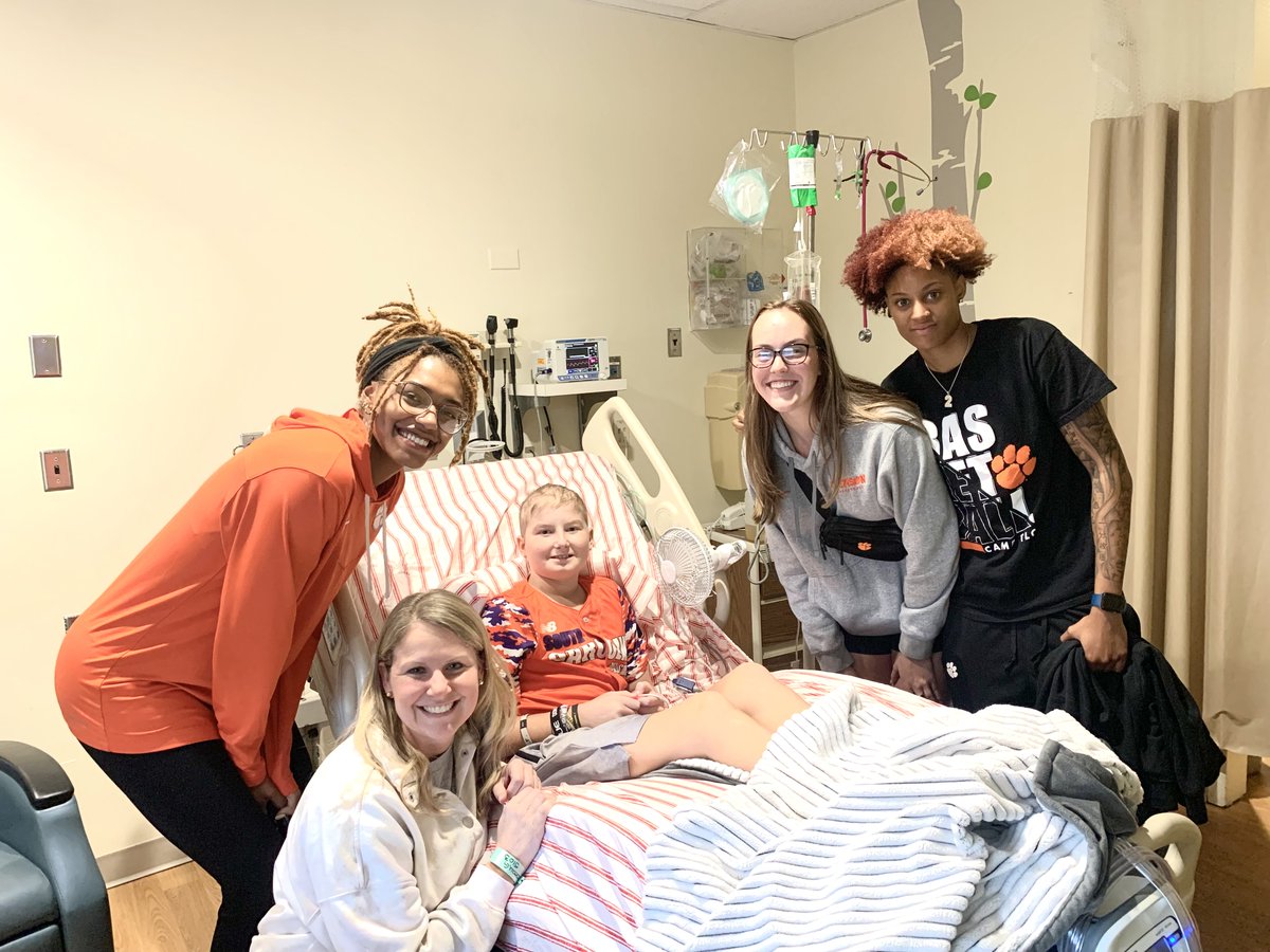 Had @ClemsonWBB visit and the @ClemsonTigers did not disappoint - talked baseball, wheelchair basketball and did Rubik's Cube. @ValiantPlayer & @theprismahealth Children's hospital love @ClemsonUniv, @ClemsonSADev & @ClemsonSAAC for all they do!