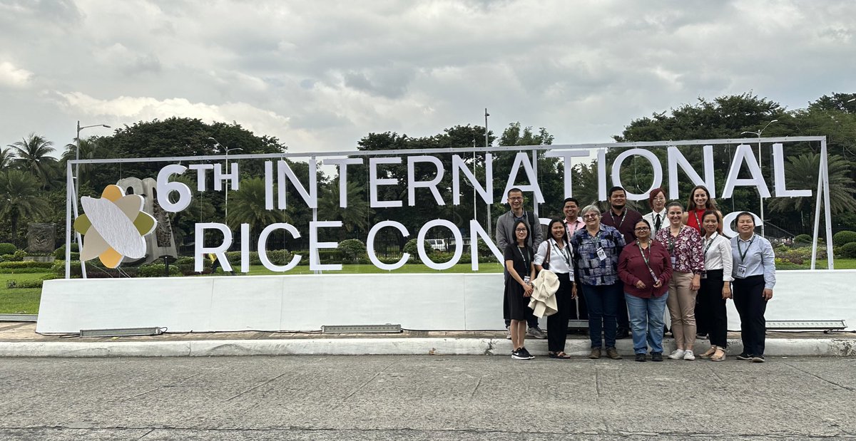 UQRiceDen with the ACIAR Cambodian, Lao and Vietnam colleagues at the 6th International Rice Congress at PICC Manila Philippines
<a href="/JaquieMitch_UQ/">Jaquie Mitchell</a> <a href="/GomathyPalania1/">Gomathy Palaniappan</a> <a href="/ShonaWood_UQ/">Shona Wood</a> <a href="/argiev/">Ricky Vinarao</a> <a href="/Wenliugong/">Wenliu Gong</a> 
<a href="/ACIARAustralia/">ACIAR</a> 
<a href="/UQ_News/">UQ News</a> 
#IRC2023