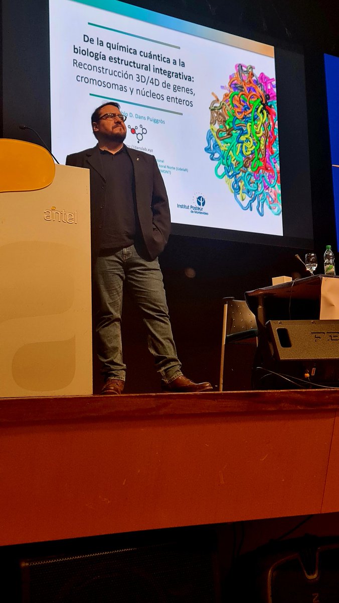 Fue un placer estar hoy en el <a href="/enaqui_8/">ENAQUI 8</a> presentando lo hecho en estructura y dinámica de ADN.