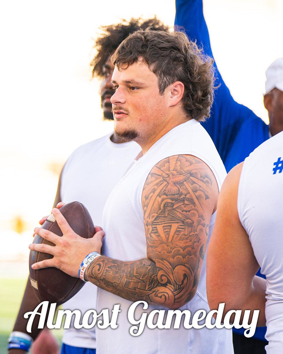 #AlmostGameday in T-TOWN‼️

#ReignCane👑🌀 | #FIGHT