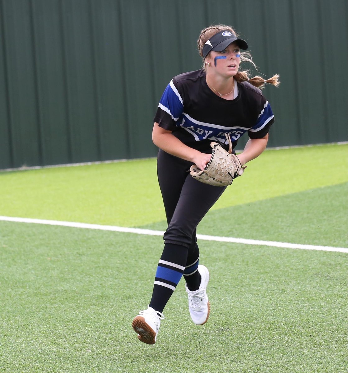 avaheb31's tweet image. I’m late posting the happenings since Regionals, I’ll update now. State Gm1 v #Tahlequah we won in the B7 (8-7)! I went 2-4, 2R, 3RBI to help us advance. It was an AMAZING game!!! @edmondcoach5 @ShaleeRodriguez @S_Owens2323 @UCOSoftball @SWOSUSoftball @ShawnWoods22 @Coach_BMAD
