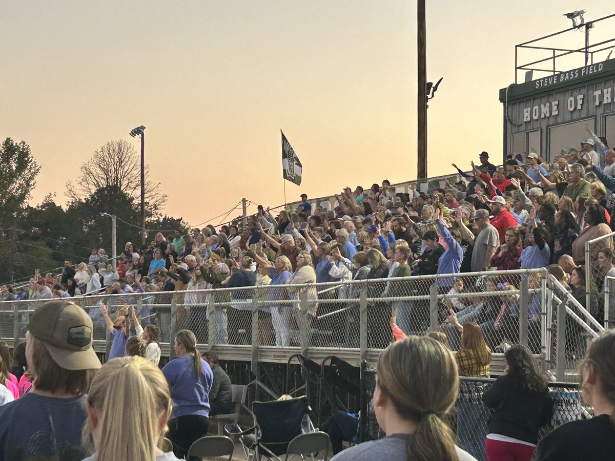 What a turnout for tonight’s prayer rally for Sadie! Nothing like small towns.