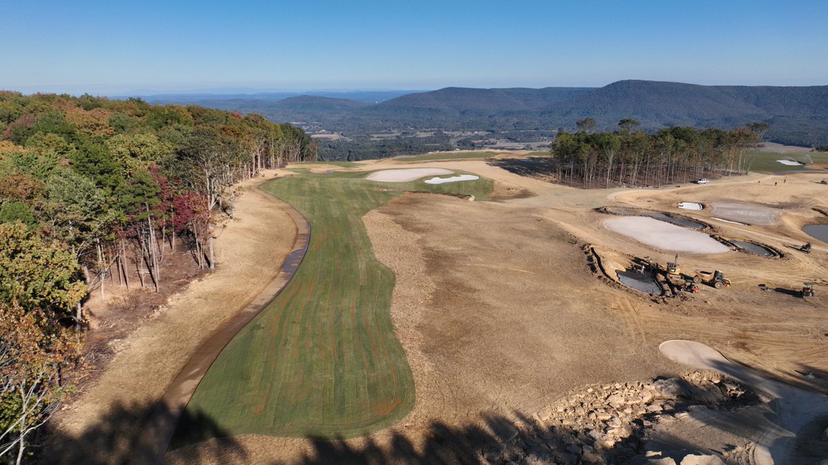The_McLemore's tweet photo. Going green above the clouds at THE KEEP!

Day 3 of sodding is now a wrap.  Amazing how quick the @kirkpatrickturf crew is moving and even more so the quality of the work.  It is always critical to finish strong and this finish work is going to be enjoyed for generations to come.

A collaboration of @bergingolf & Rees Jones.