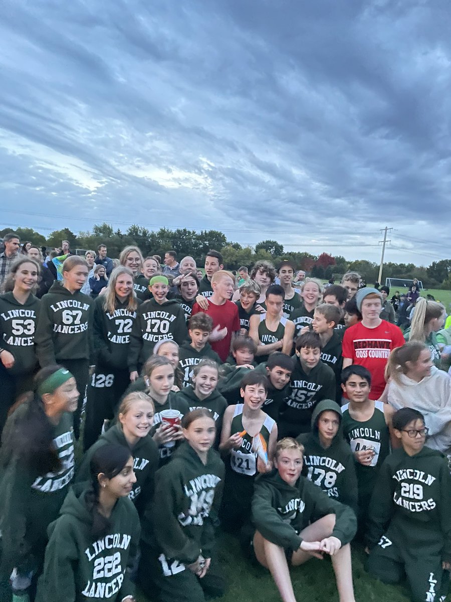 Zei_Sipley's tweet photo. @ljhscctf  Another great finish to another great year!! https://t.co/Jn8DPzAsSq