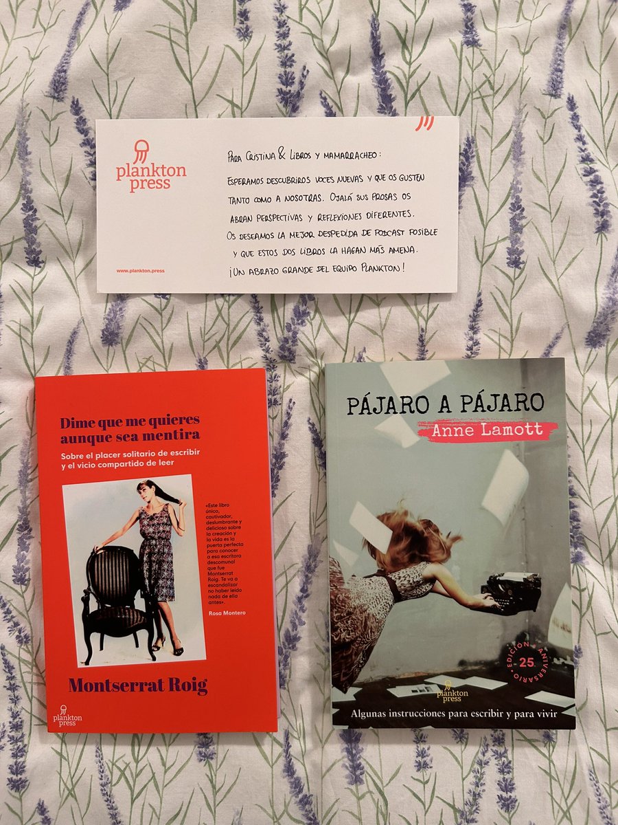 LMamarracheo's tweet photo. Acabamos el día muy agradecidas...
¡y empezando nuevas lecturas!

Gracias @PressPlankton ☺️✨ https://t.co/tTf9LpsjkD