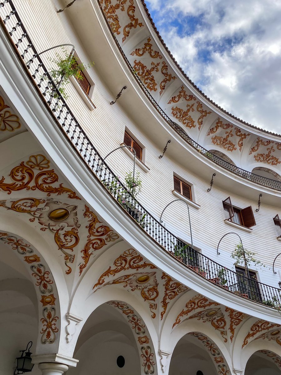 Pasear por Sevilla siempre será un planazo
