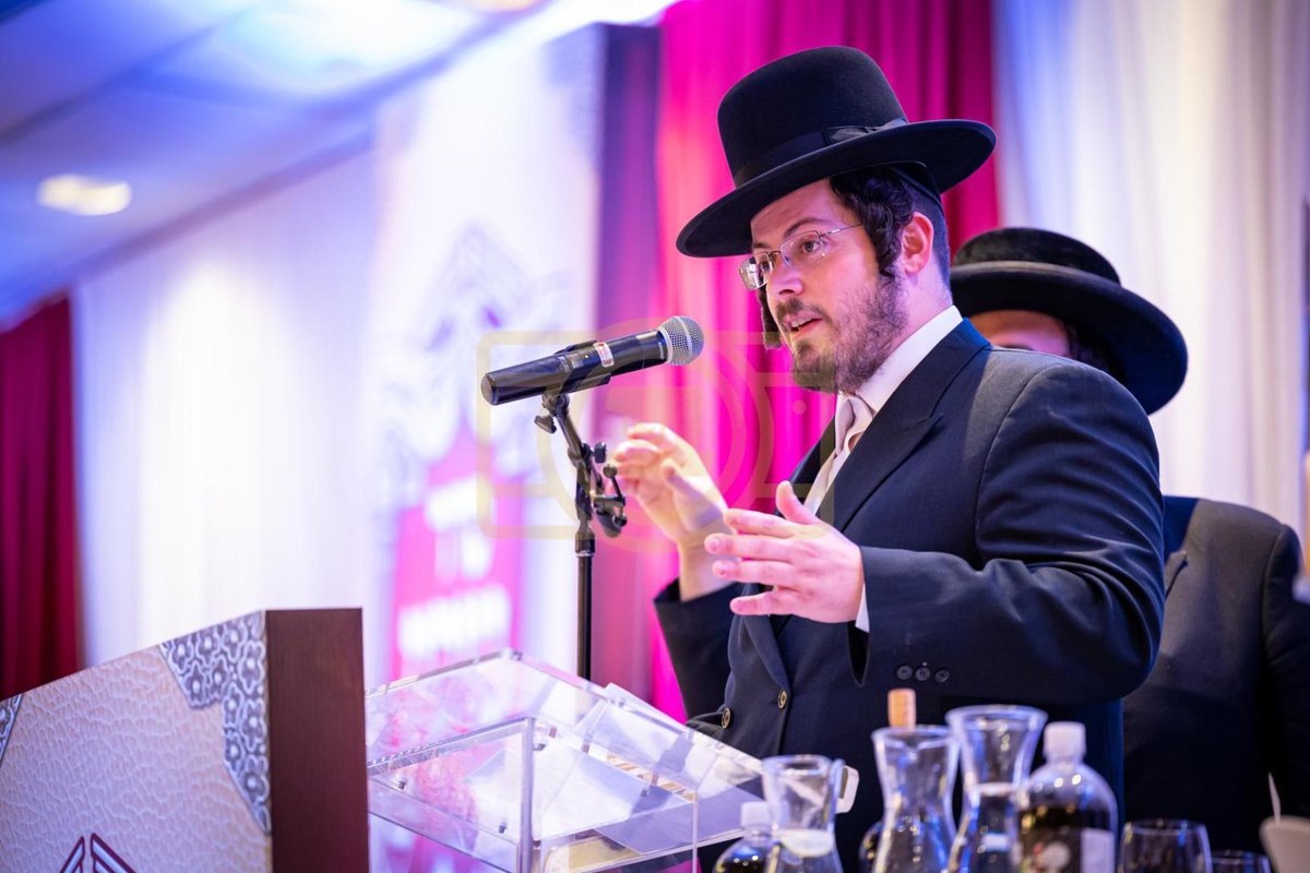 Hasidic1 tweet media