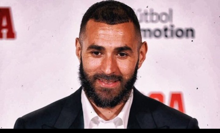 whotfispacoo's tweet photo. #WeStandWithKarimBenzema
Full story
•He supported Palestine and the people of Gaza

•France officially accuses him of being a member of the Muslim Brotherhood

•MP in France wants to revoke his citizenship

•A representative in France wants to withdraw his Golden Ball https://t.co/OISWQXhbhi