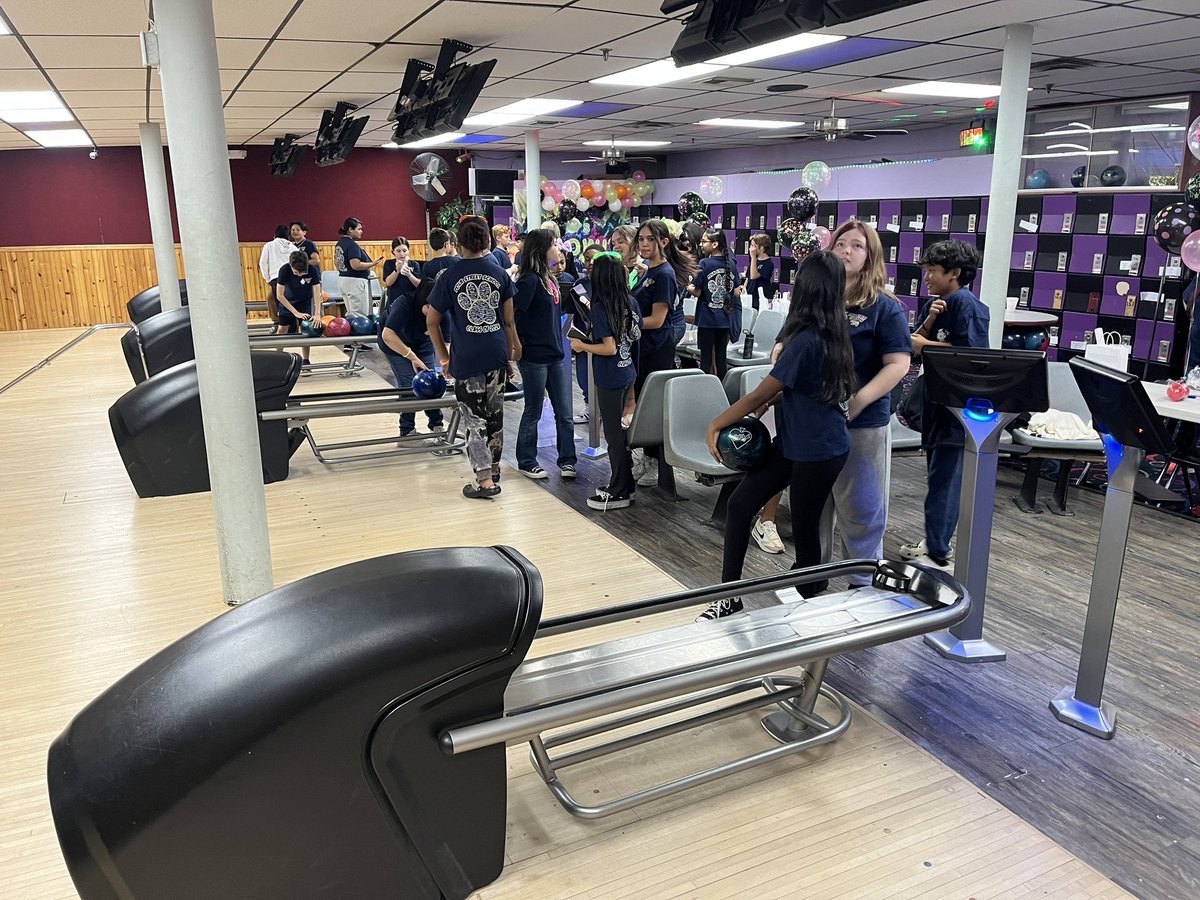 6th graders had the best time bowling together and making memories! <a href="/PtaPolk/">Polk St PTA Franklin Square</a>
