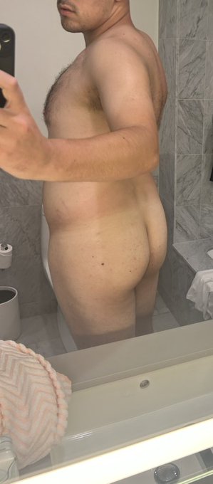 I want you in this shower with me https://t.co/duYeBXlOS2