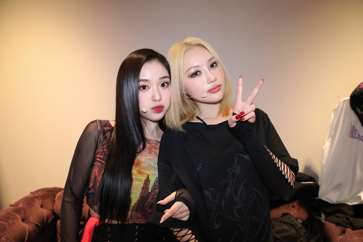 Siyeon_france's tweet photo. [NAVER - 231017]

 ‘REASON : MAKES DREAMCATCHER 2023’ Tour Coulises Partie I

🔗 https://t.co/6UUHunnWIE…

#드림캐쳐 #Dreamcatcher
#2023WorldTour
#REASON_MAKES https://t.co/RTmNaApGZu