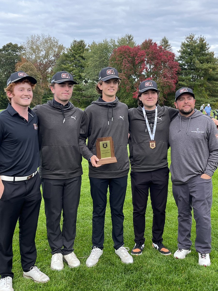 rrileybc's tweet photo. We are the Champs! Congrats to @OAGolf for winning the Hockomock Championship today at Thorny Lea. Proud of the work we put in! More to come! #HardWorkPaysOff https://t.co/BWXihOhuRY