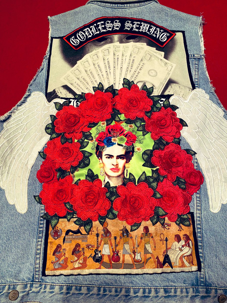 The artist merely holds up a mirror. The reflection that you see is your own #Atheist #handmade #fashion #sew #Recycle #Reuse #Reduce #Think #upcycledfashion #thinkforyourself #loveart #altfashion #badwolf #recycledfashion #LosAngeles #downtown