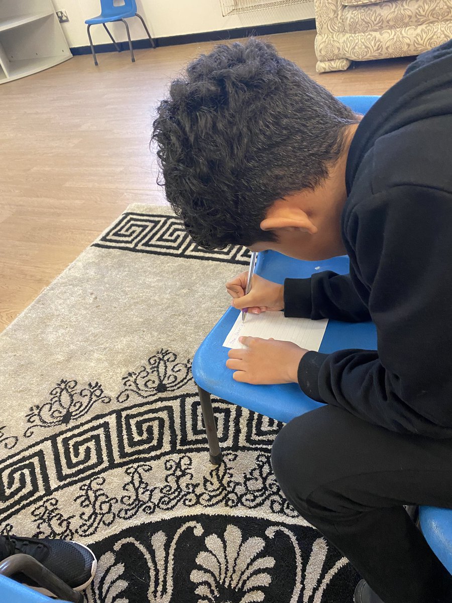 StPatsCardiff's tweet photo. Our Little Disciples were preparing to assist in this week’s JPP Assembly by writing meaningful prayers related to the Gospel Luke 17:11-19. #littledisciples #jpp #grateful #generous #faithhopelove https://t.co/VwcdXGYmsX