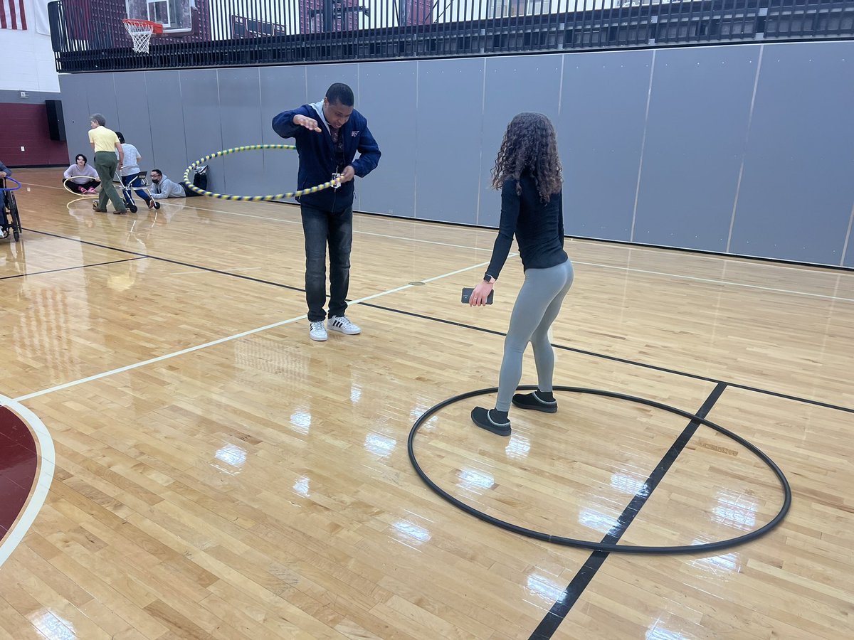 CoachSchultheis's tweet photo. Hula Hoops for days in Adaptive PE today! Thank you Ms Heinz for joining us and teaching us! @LewisvilleHS @bakerjf_nytx @LewisvilleISD #OneLISD #favClass https://t.co/oW24DVYKf5