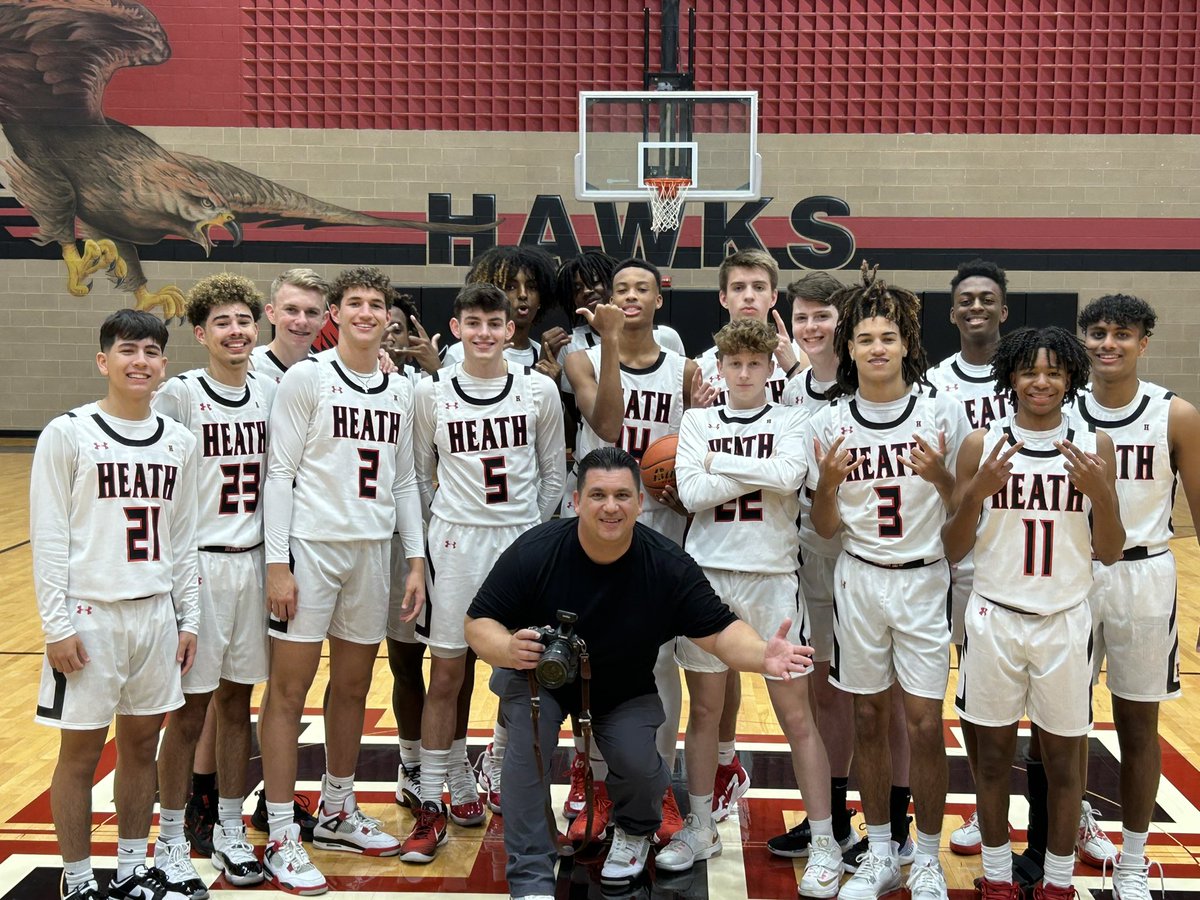 Heath Basketball tweet media