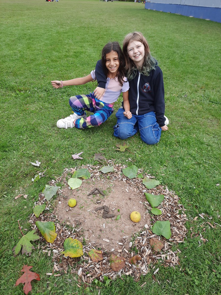 dpfast's tweet photo. Today was Take Me Outside Day! We had a blast creating Environmental Art inspired by Andy Goldsworthy. Outdoor learning really brings out the teamwork and creativity in students.  @FitchSchool @dsbn https://t.co/IpPJfmd9Xq