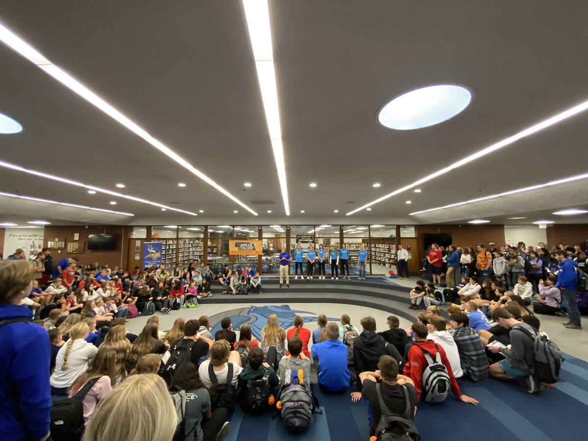 XCLakeview's tweet image. Loving the whole school support for our XC state send off!! 🫶🏼 Best of luck on Friday to this hard working team of girls we are so lucky to coach!! We are proud of you!! Run hard, have fun! 👏🏼🏃🏼‍♀️🏃