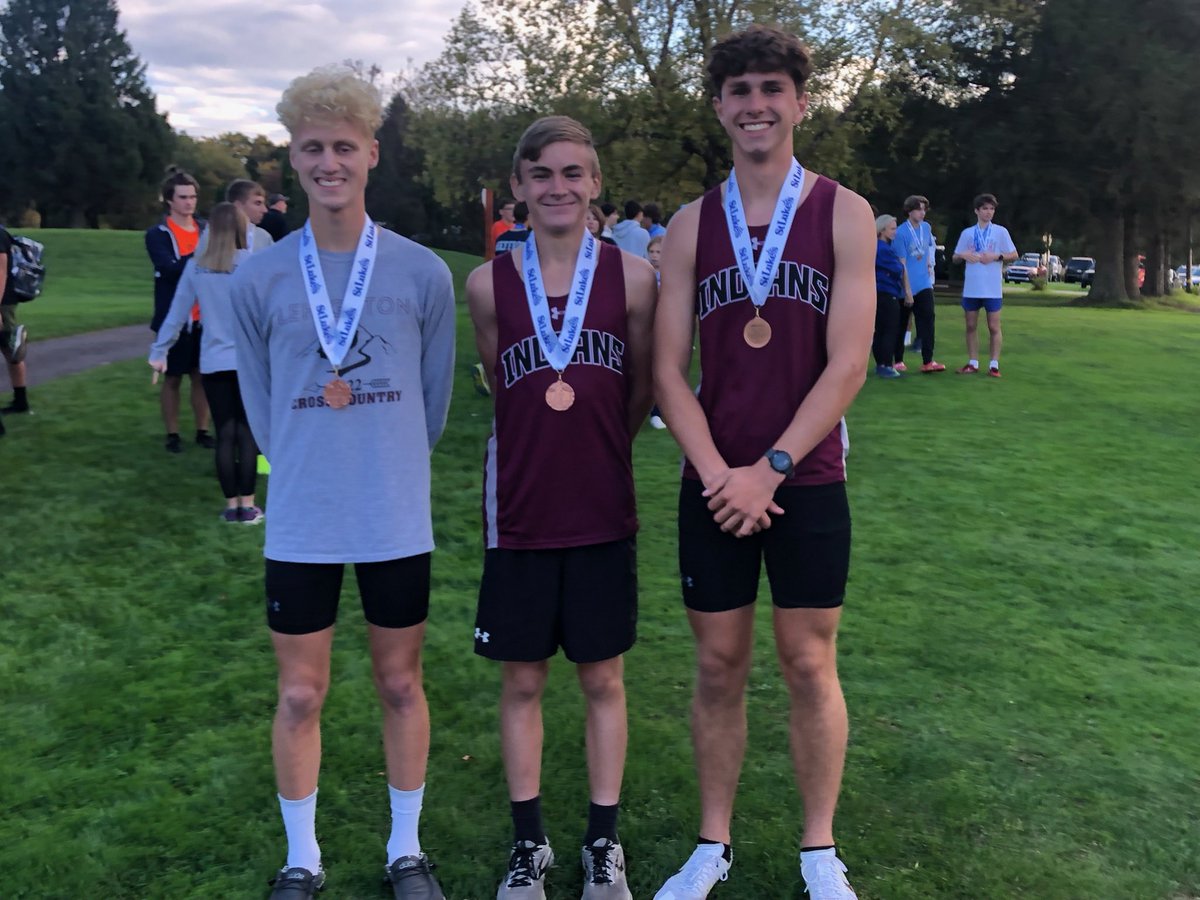LASDAthletics's tweet photo. Medal Winners: Owen Serfass 6th (17:10), Elijah Pagotto 7th (17:13), &amp; Bradley Yenser 15th (17:39)! https://t.co/EVD5vMqA9L