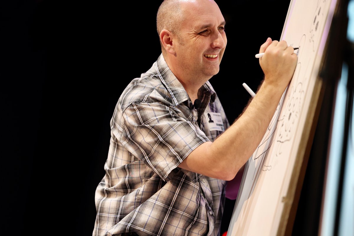 BISHouston's tweet image. Learning from the experts! Privileged to host author Stephen Shaskan sharing Pizza and Taco delights, taking us on a magical illustrated journey of his newest book โPizza and Taco โ Dare to be Scared! #primaryassembly #BISHouston #naecreateyourfuture
@SShaskan @BlueWillowBooks