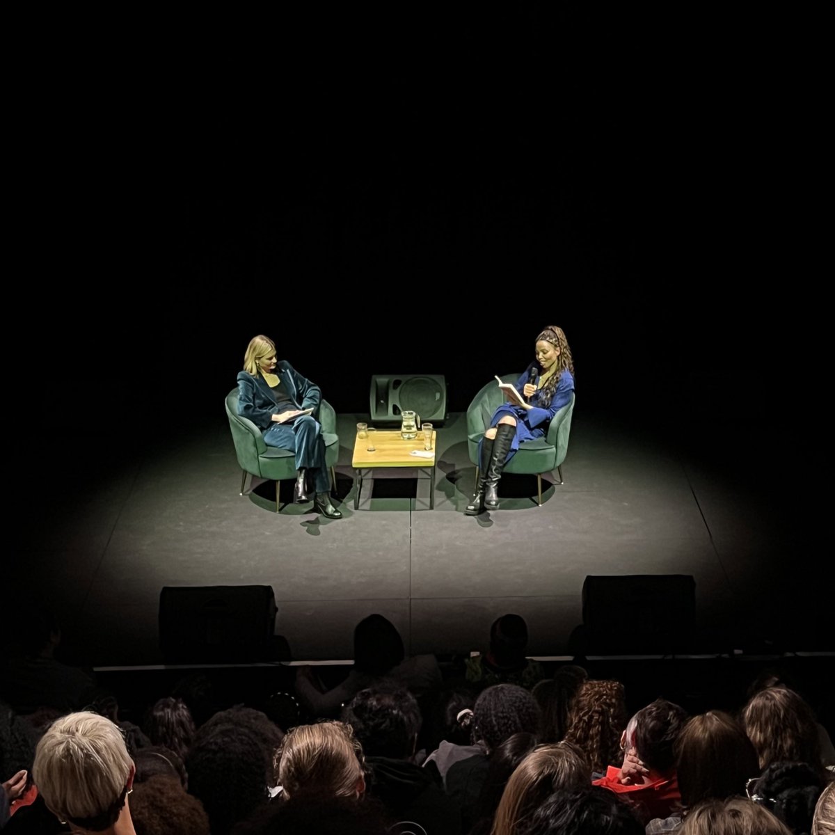 ed_pr's tweet photo. Brilliant evening at @BrixtonHouse with @EmmaDabiri and @PINsykes reclaiming our unruly beauty and discussing #DisobedientBodies - thanks to everyone for their thoughtful questions and for waiting in that signing queue! #BeDisobedient π https://t.co/oVW0y4eht4