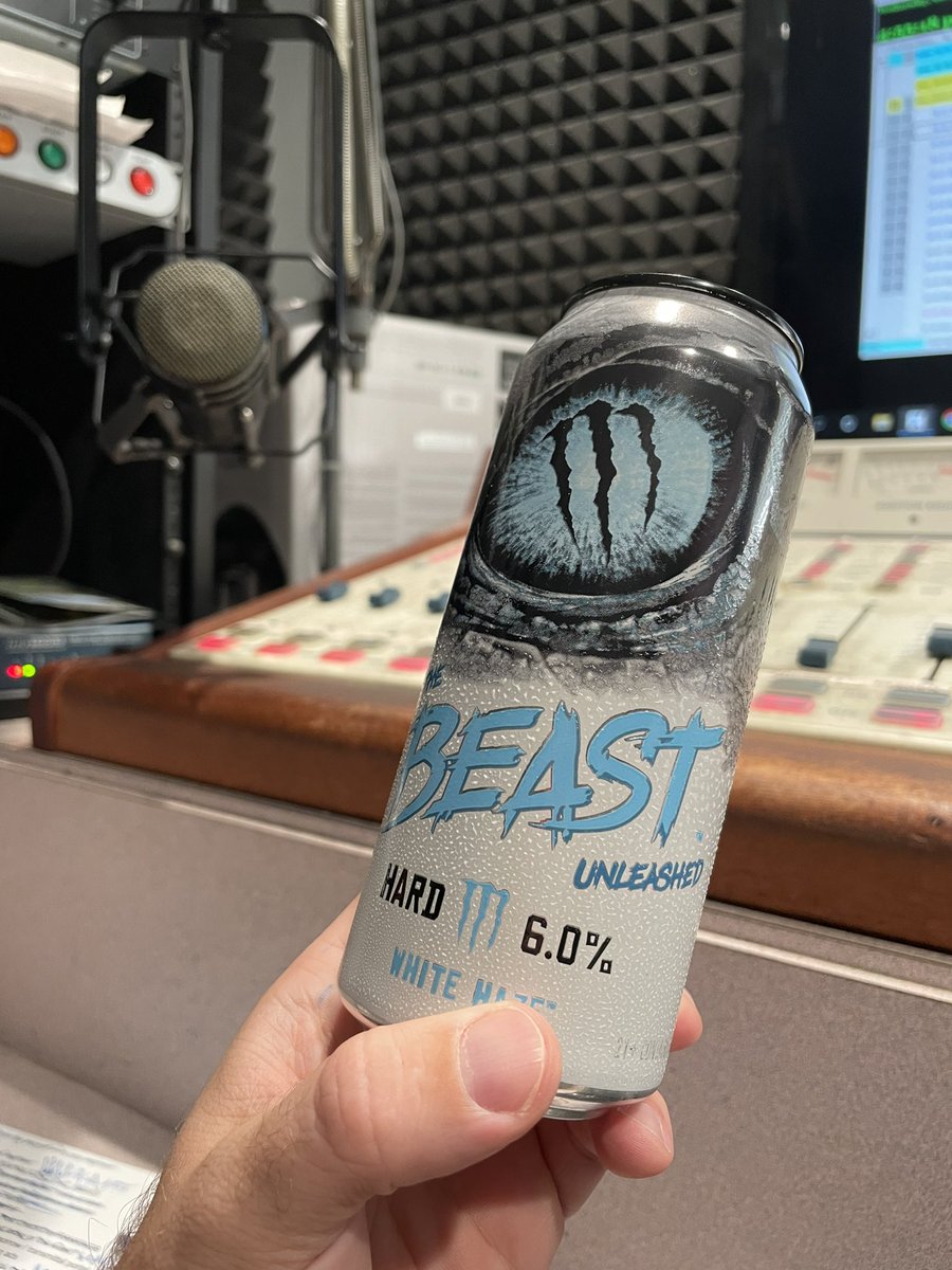 ESPN Arkansas & HitThatLine.com tweet media