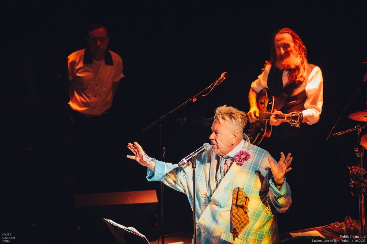 Huggi's tweet image. #photoreport #PublicImageLtd 16.10.2023 #prague vojtaflorian.com/2023-10-16-pub…