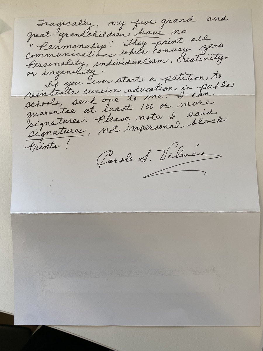 This lovely note arrived on my desk today in response to my story about @QuirkSilvaCA’s cursive handwriting bill. Carole has inspired me to improve my own penmanship! (Thankfully someone from USPS rescued the letter from the old Bee office on Q street)