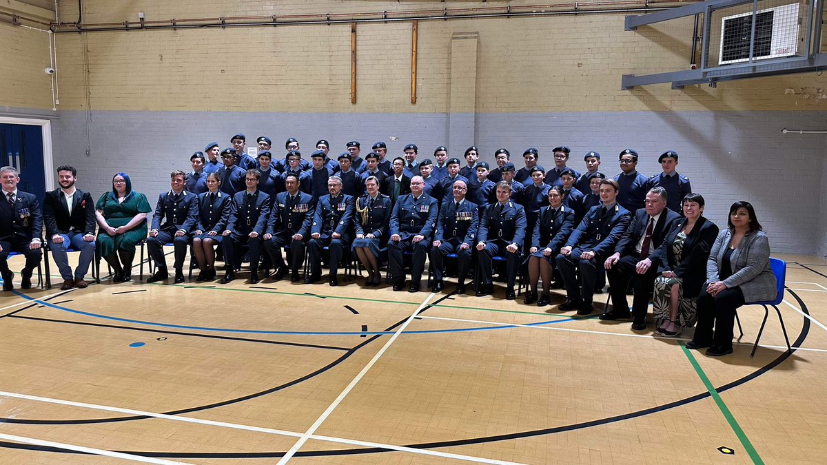 Thank you to <a href="/ClareWaltonRAF/">Director General Defence Medical Services</a> for Monday &amp; acting as our representative. We have the wrap round #family with <a href="/2458RAFAC/">2458 Shipley&Baildon</a> YorkshireUAS <a href="/Amirkha12533130/">Amir khan</a> WO Mark Howard <a href="/RAF_Leeming/">RAF Leeming</a> + the hard working <a href="/JoanneReynard/">JO Reynard RGN QN</a> #Veteran <a href="/pm_raf_ns/">PMRAFNS</a> who’s been the driving force for this initiative